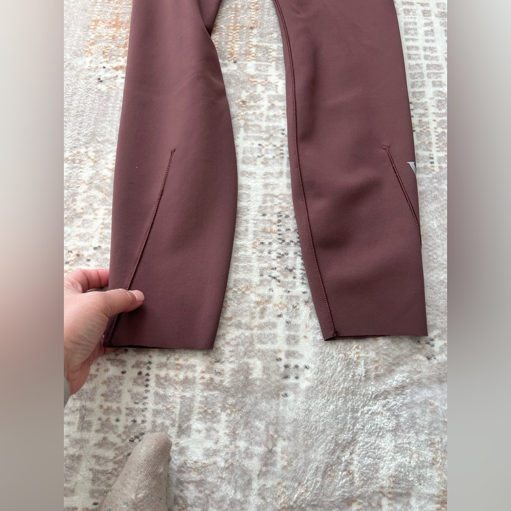 Vuori Evolve Leggings - Picture 14 of 15